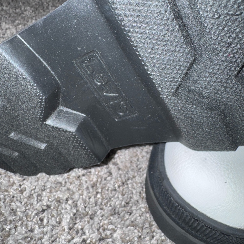 Levi's Black and Gray Sneakers